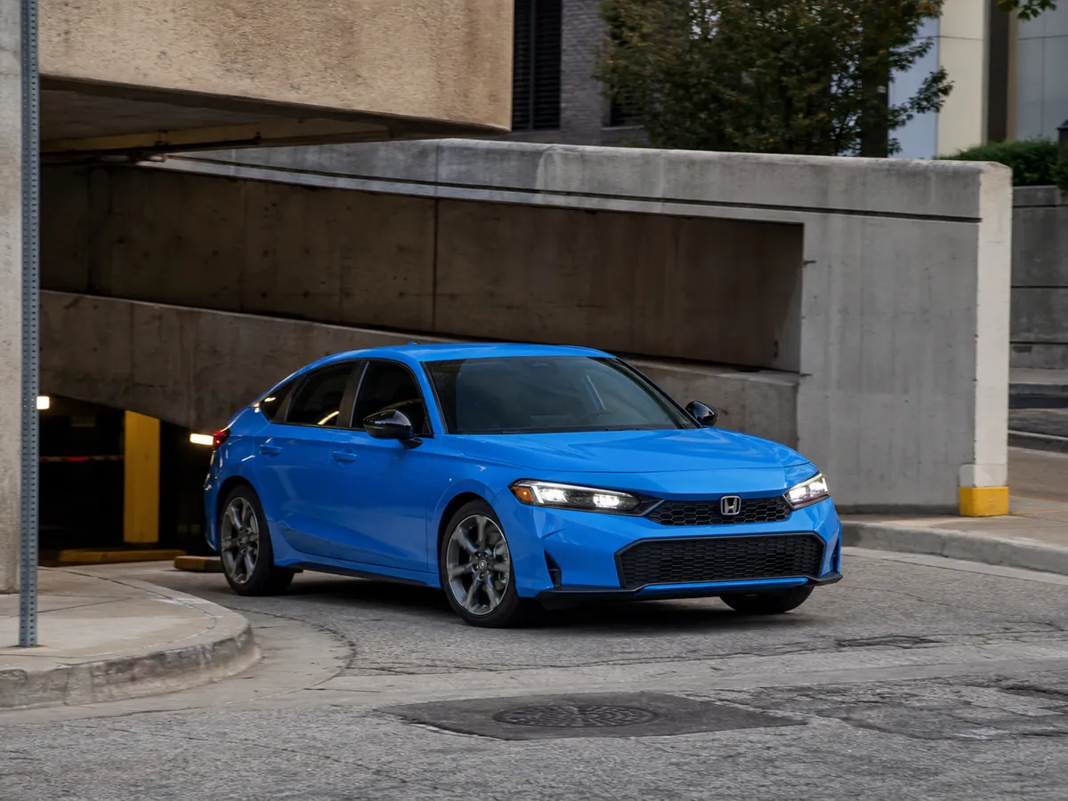 2026 Honda Civic Hatchback on a mixed urban route used to assess ride, visibility, and parking - Honda Civic Hatchback