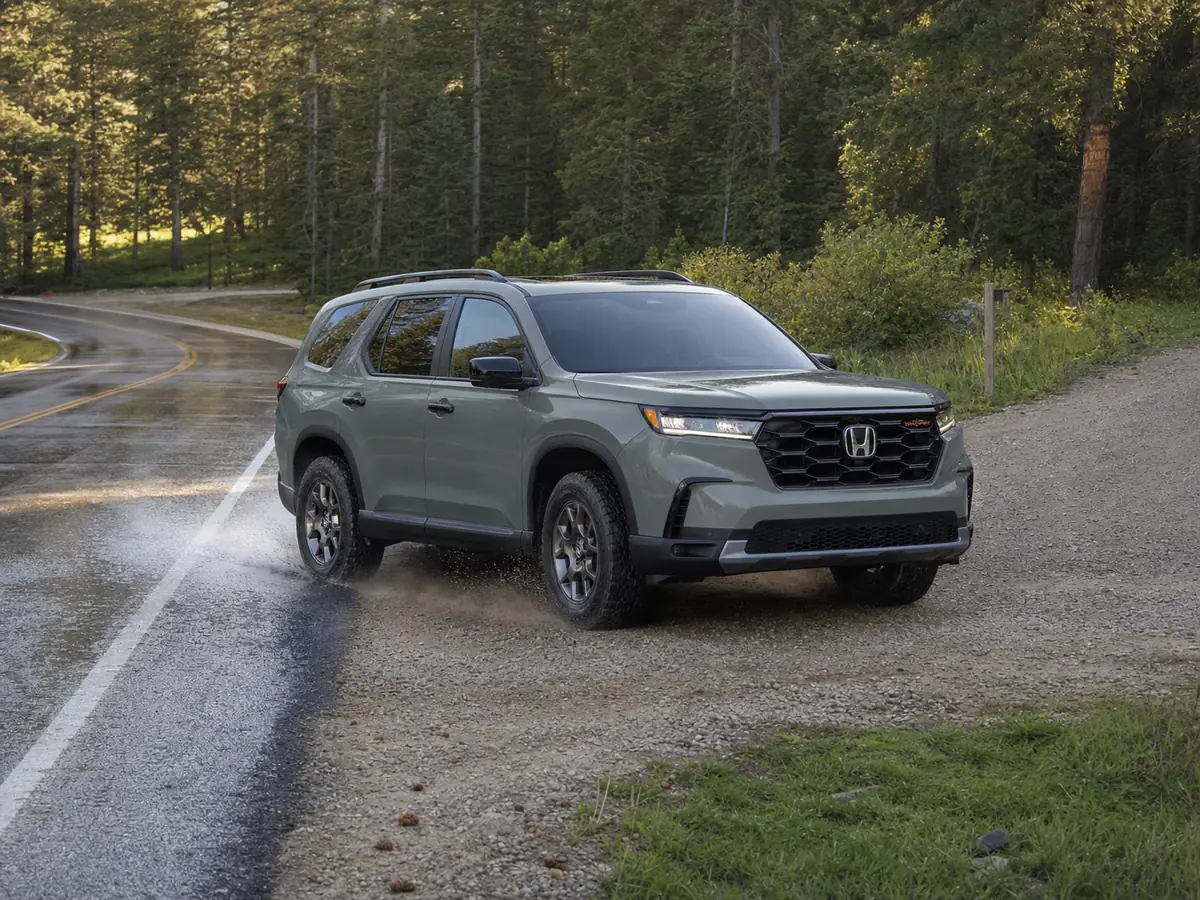 Honda Pilot TrailSport and EX-L on paved and unpaved test routes - Honda Pilot