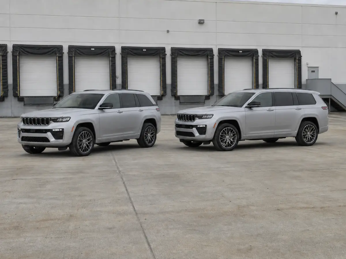 Jeep Grand Cherokee two-row and L passenger and cargo comparison - Jeep Grand Cherokee