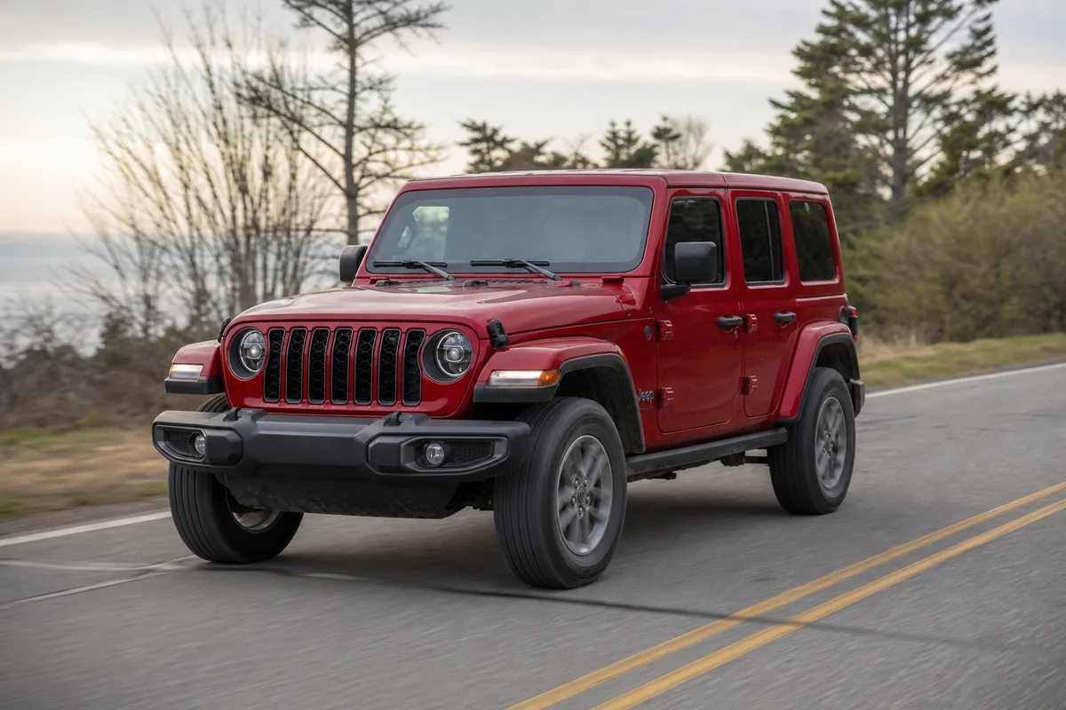 Jeep Wrangler crossing a pavement seam during a steering road test