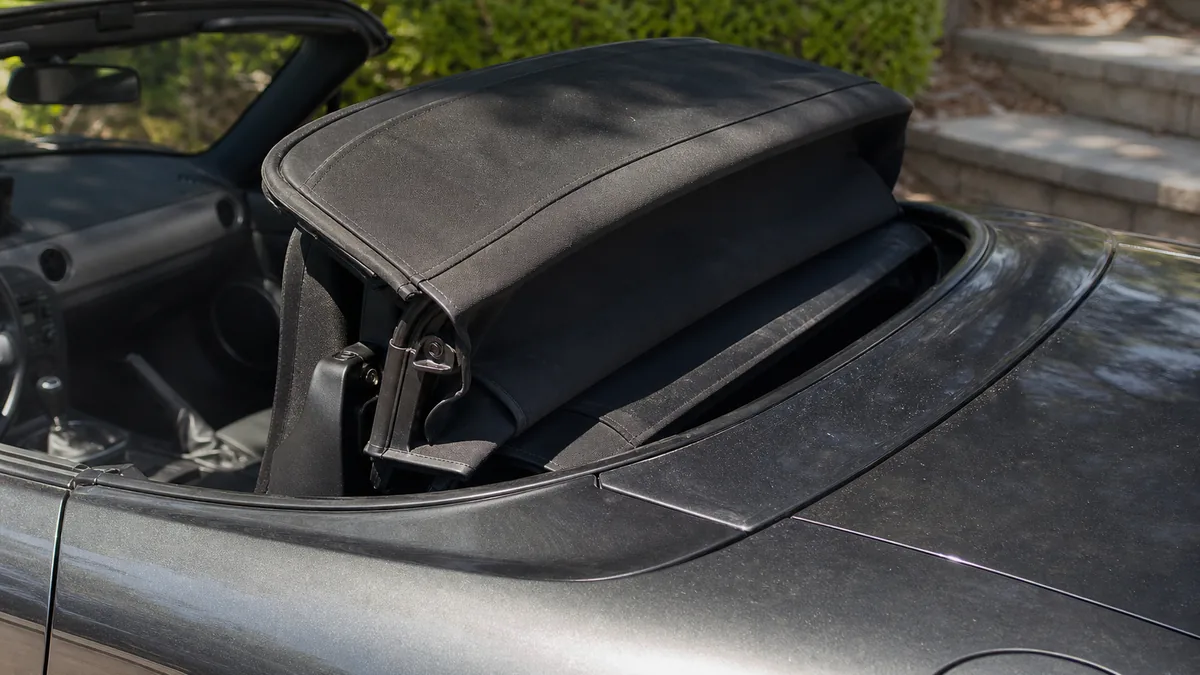 Convertible soft top latch and fabric detail