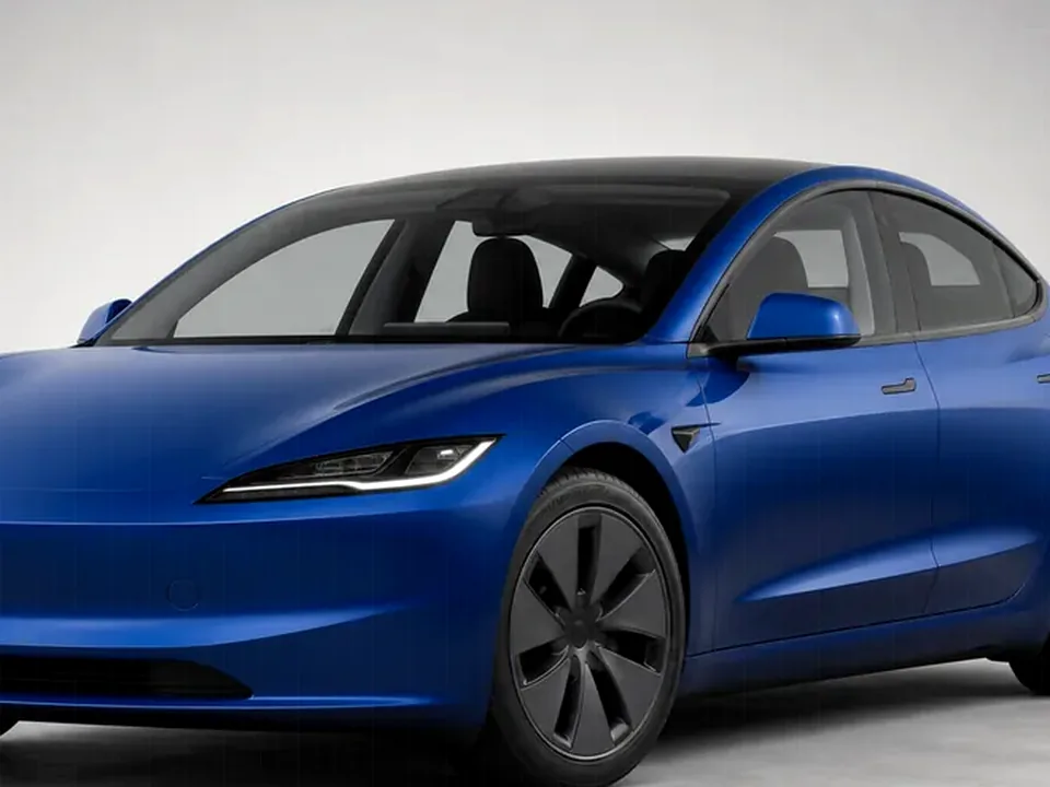 Tesla Model 3 cabin and control layout