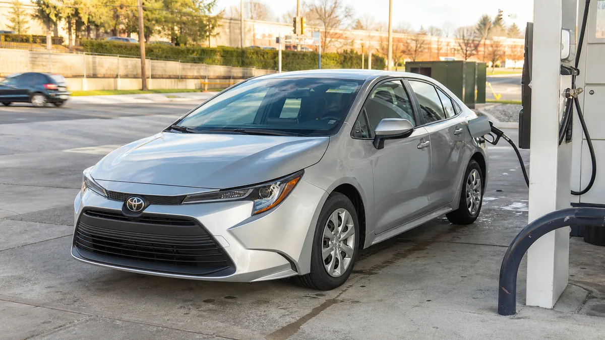 Toyota Corolla fuel stop and commuter budget - Toyota Corolla