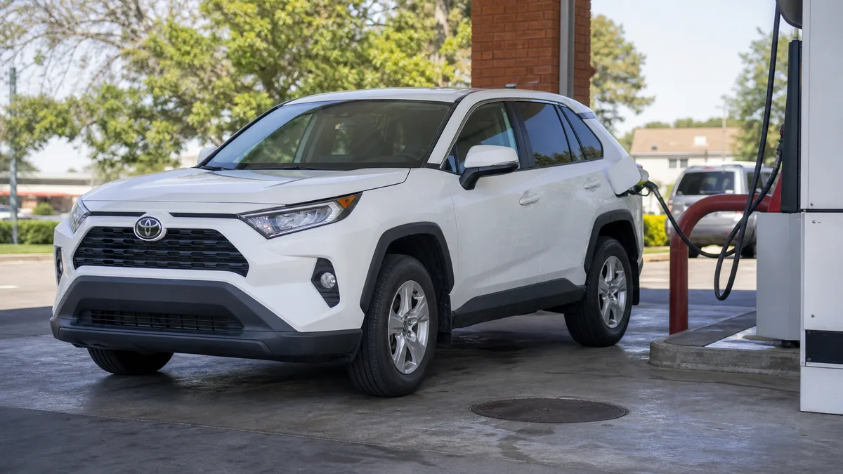 Toyota RAV4 Hybrid AWD and mpg details for CR-V shoppers